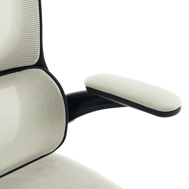 Fotel biurowy ergonomiczny obrotowy siateczkowy bujany beżowo-czarny Classic